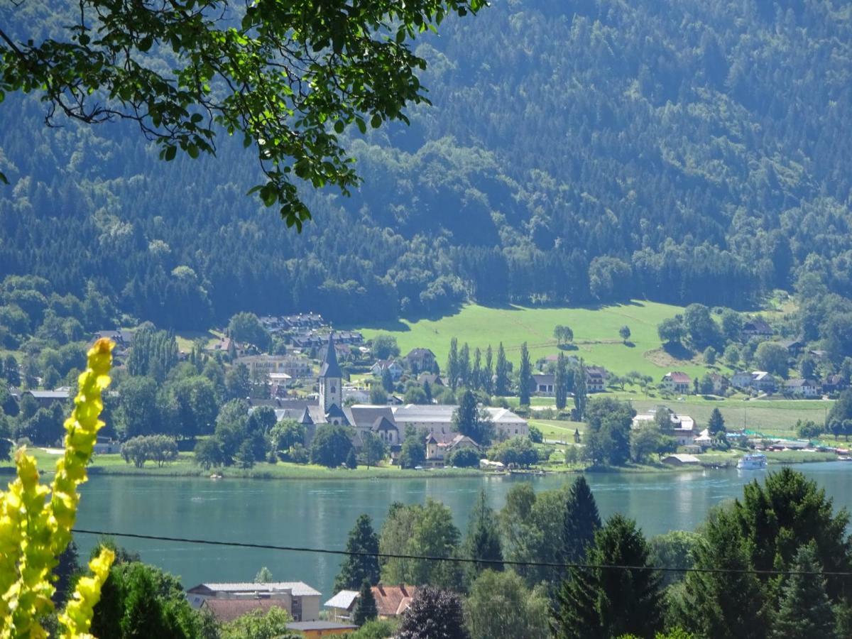 Fruehstueckspension Blasge Bodensdorf Exterior foto